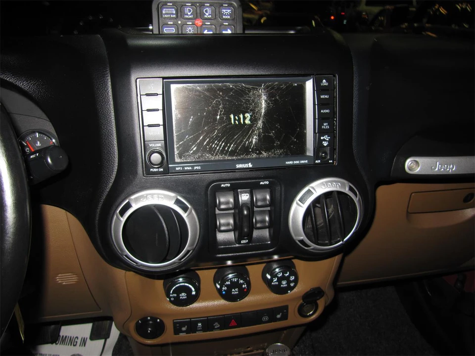 2011 Jeep JK Wrangler - Image 21 of 31