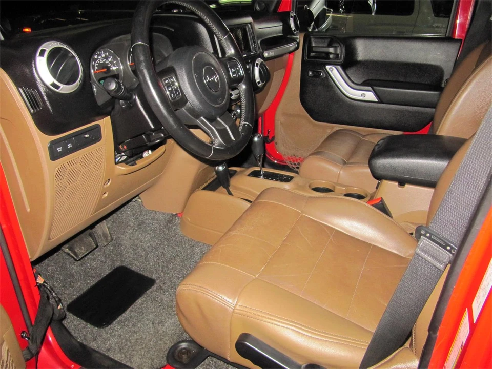 2011 Jeep JK Wrangler - Image 24 of 31