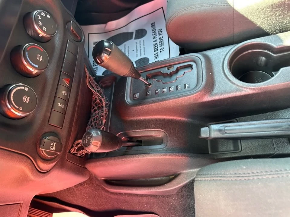 2011 Jeep JK Wrangler - Image 15 of 16