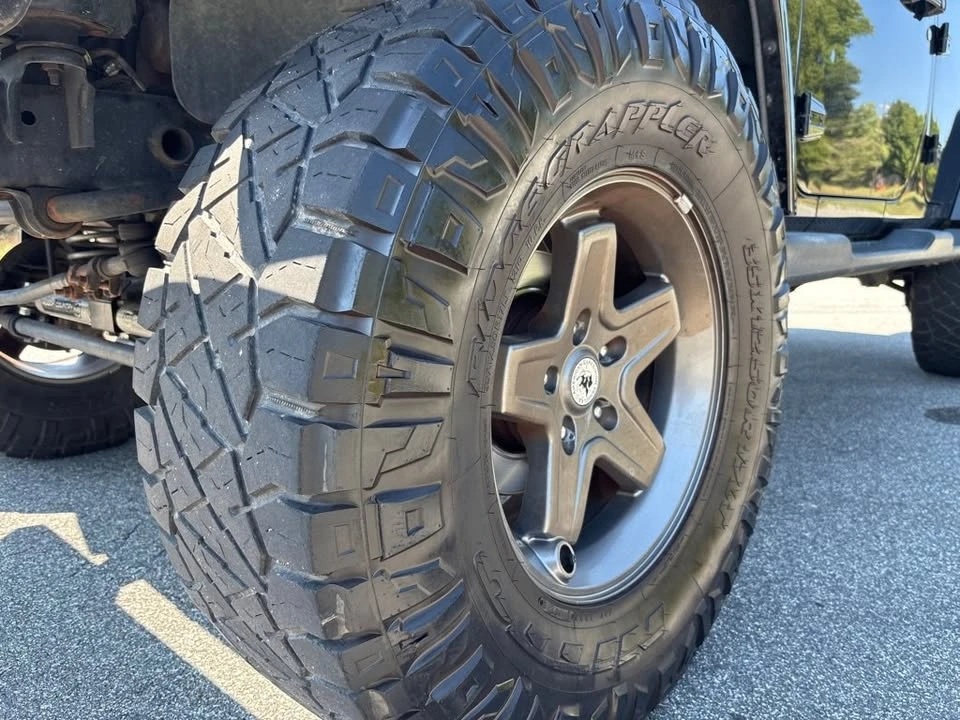 2011 Jeep JK Wrangler - Image 8 of 15