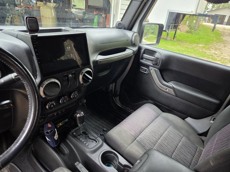 2011 Jeep JK Wrangler - Image 9 of 11