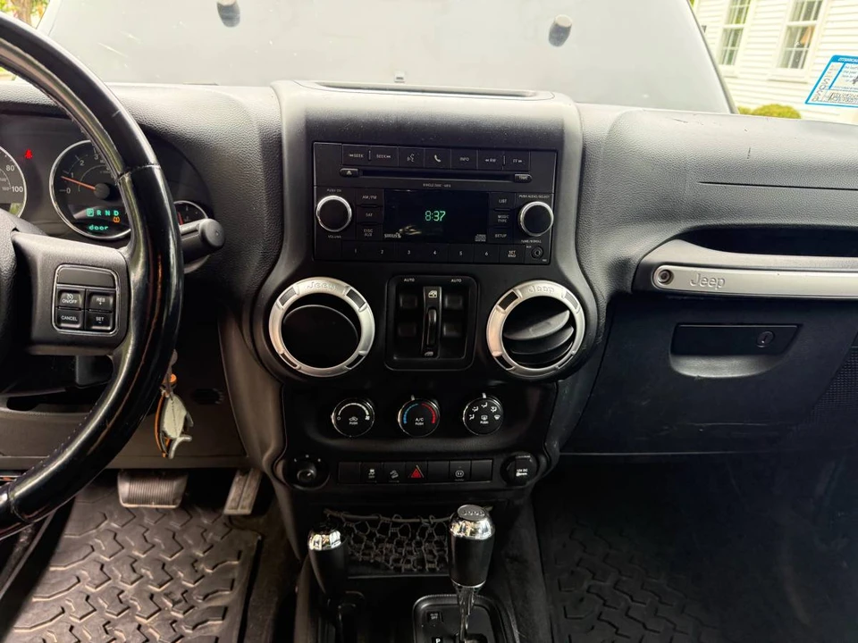 2011 Jeep JK Wrangler - Image 7 of 15