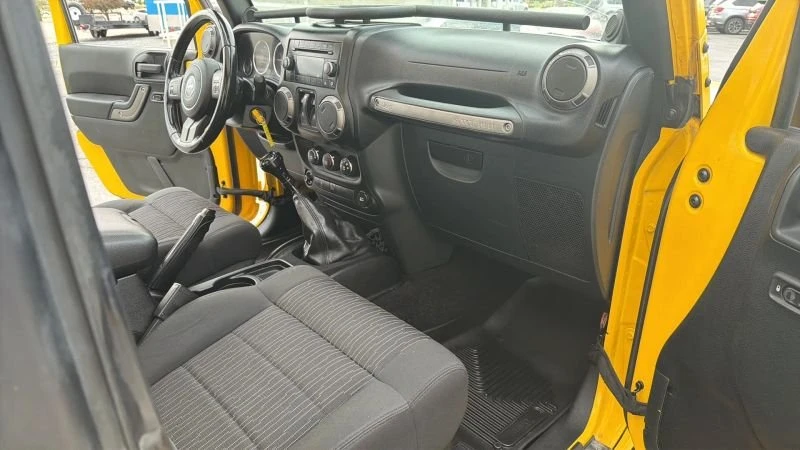2011 Jeep JK Wrangler - Image 11 of 17