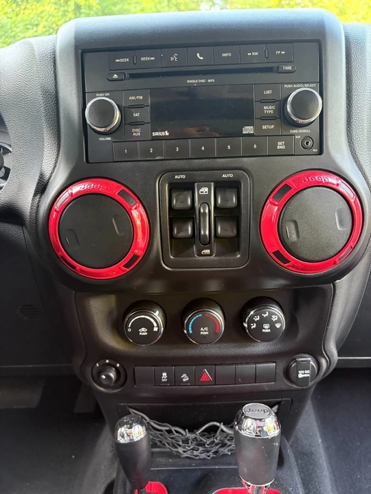 2011 Jeep JK Wrangler - Image 11 of 16