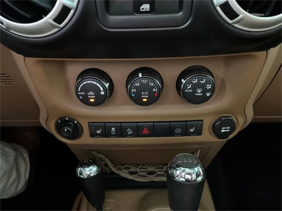 2011 Jeep JK Wrangler - Image 21 of 31