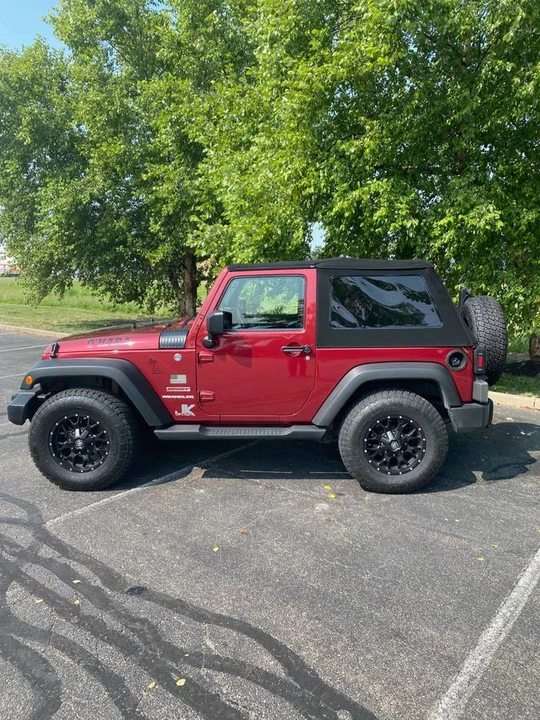 2011 Jeep JK Wrangler - Image 2 of 2