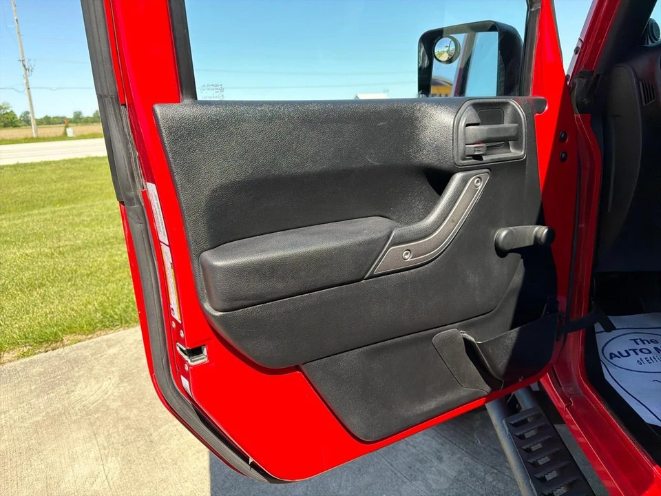 2011 Jeep JK Wrangler - Image 25 of 28
