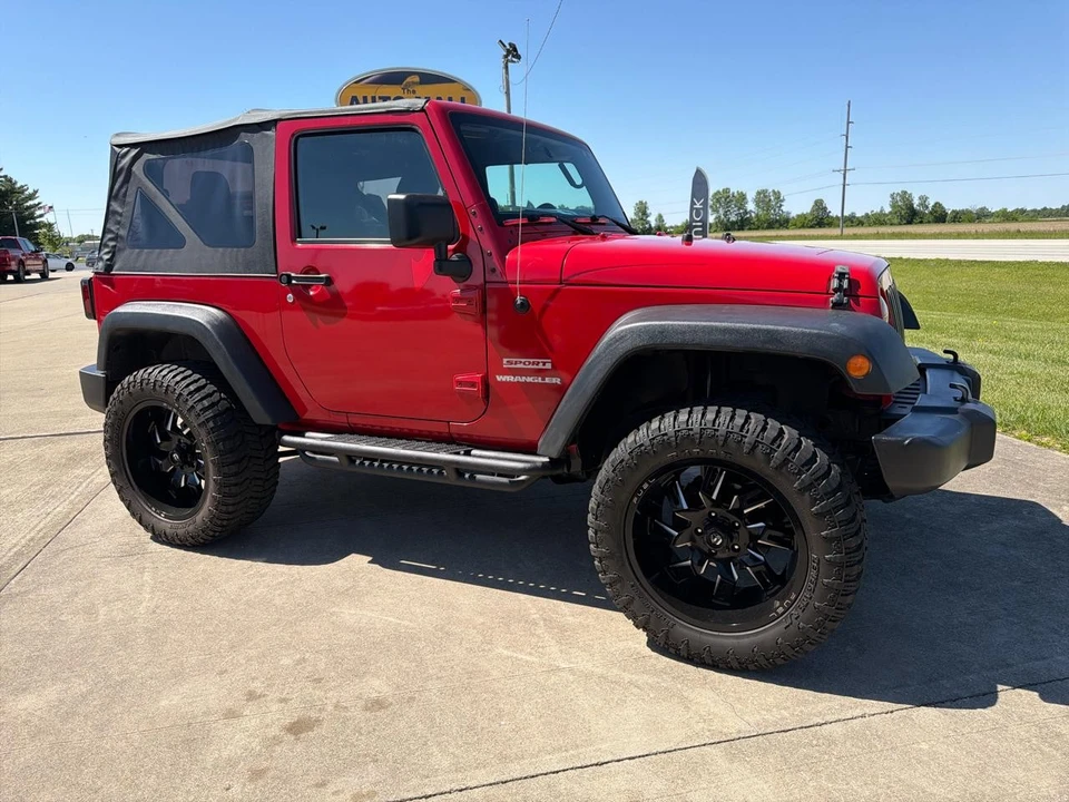 2011 Jeep JK Wrangler - Image 7 of 28