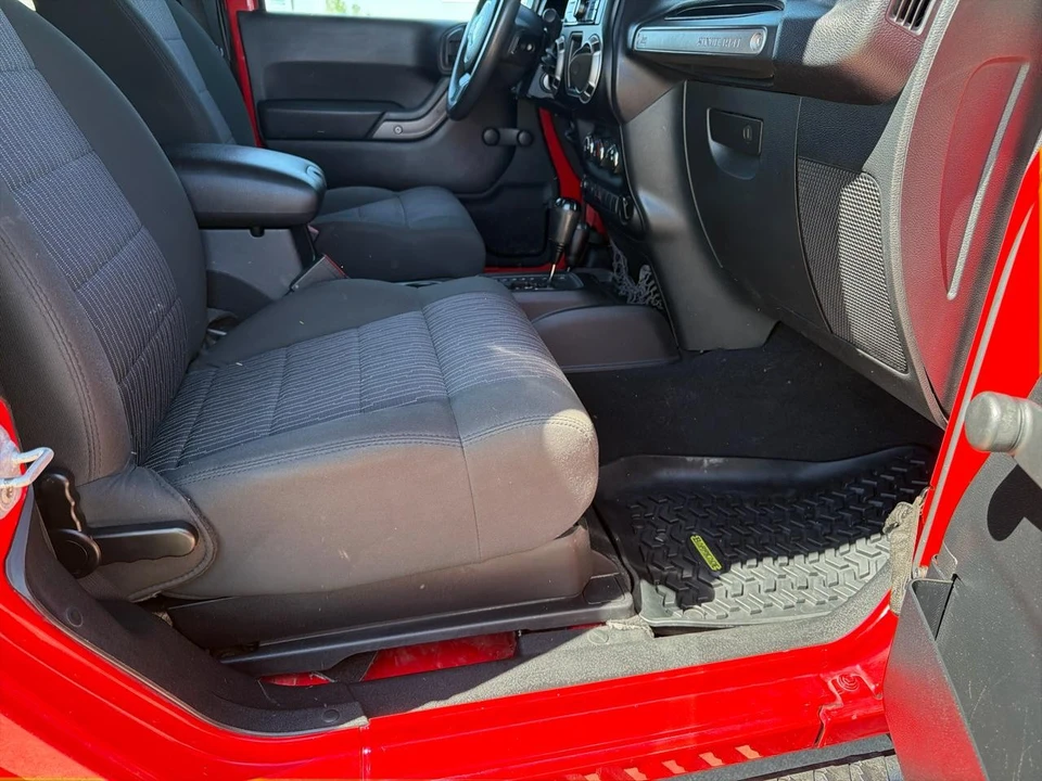 2011 Jeep JK Wrangler - Image 24 of 28