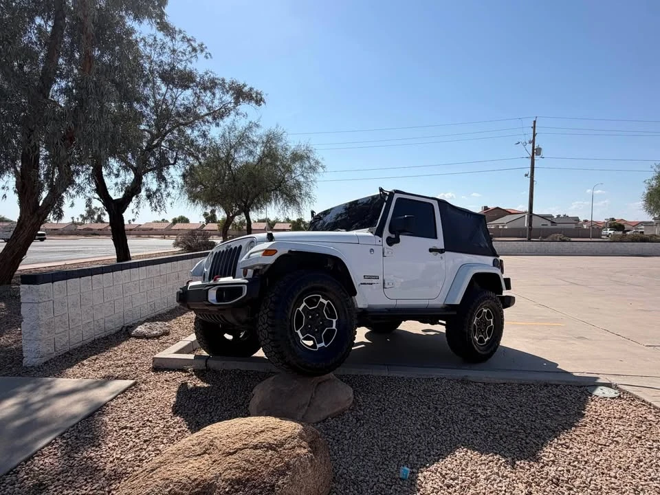 2011 Jeep Wrangler - Image 11 of 18