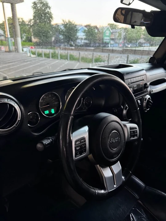2011 Jeep JK Wrangler - Image 11 of 15