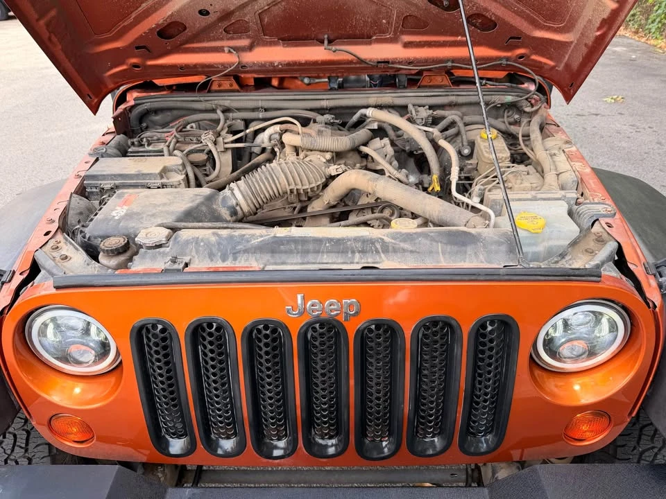 2011 Jeep JK Wrangler - Image 16 of 18