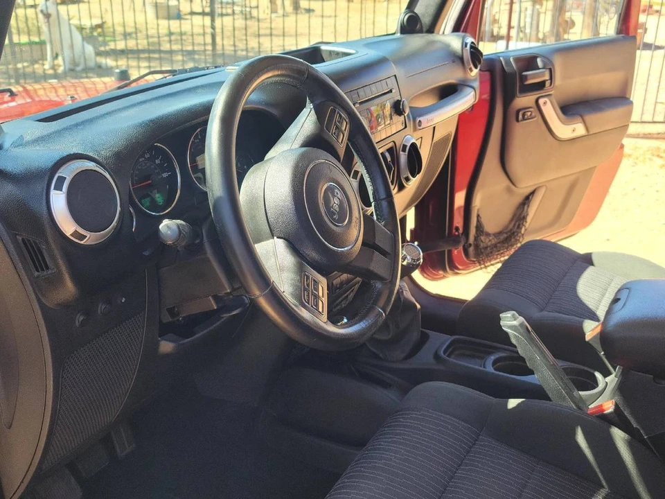 2011 Jeep JK Wrangler - Image 6 of 8