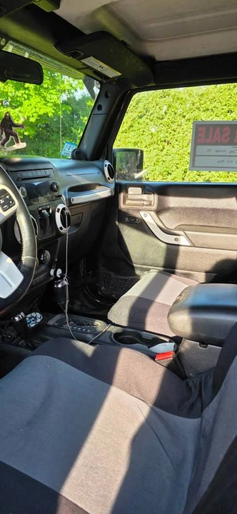 2011 Jeep JK Wrangler - Image 14 of 15