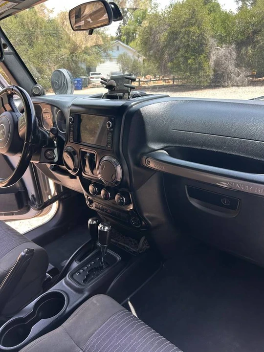 2011 Jeep JK Wrangler - Image 9 of 24