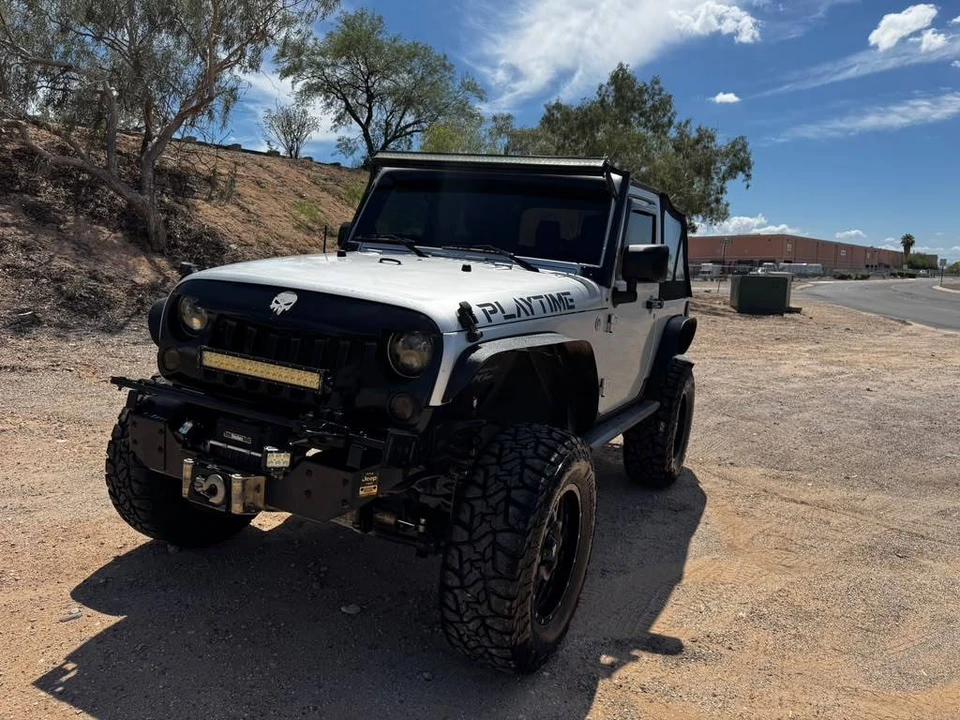 2011 Jeep JK Wrangler - Image 15 of 17