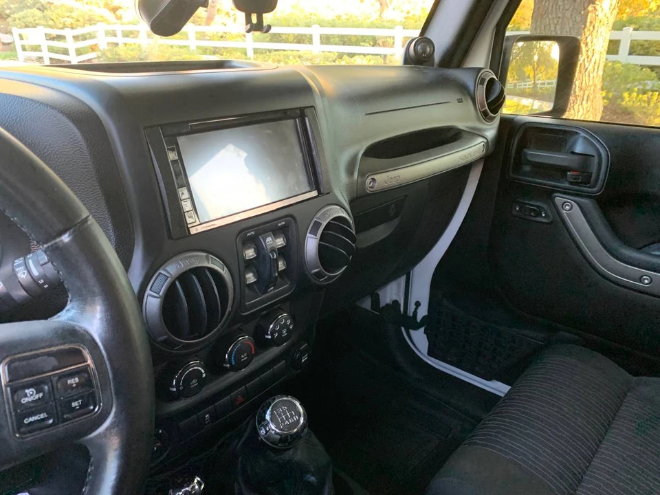 2011 Jeep JK Wrangler - Image 5 of 23