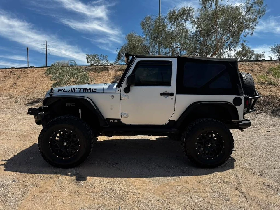 2011 Jeep JK Wrangler - Image 13 of 17