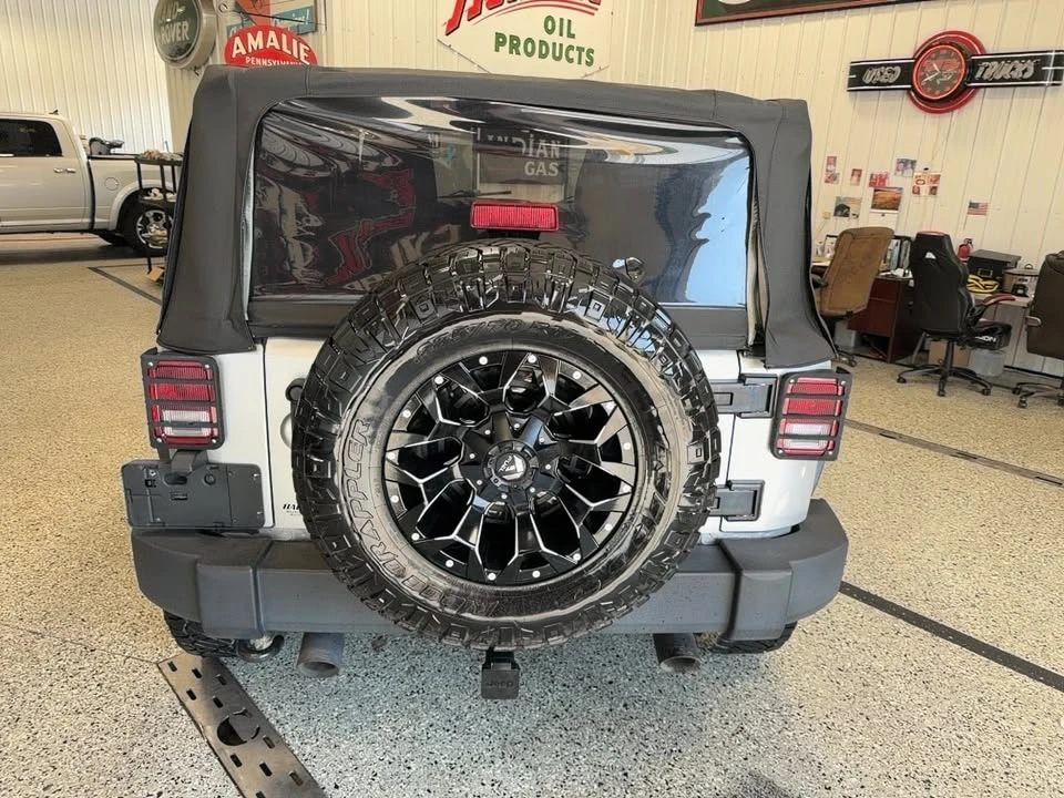 2011 Jeep JK Wrangler - Image 6 of 13