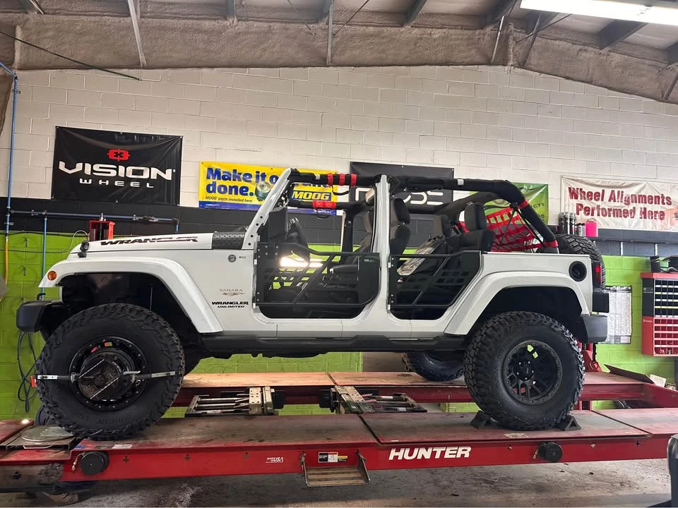 2011 Jeep JK Wrangler - Image 9 of 11