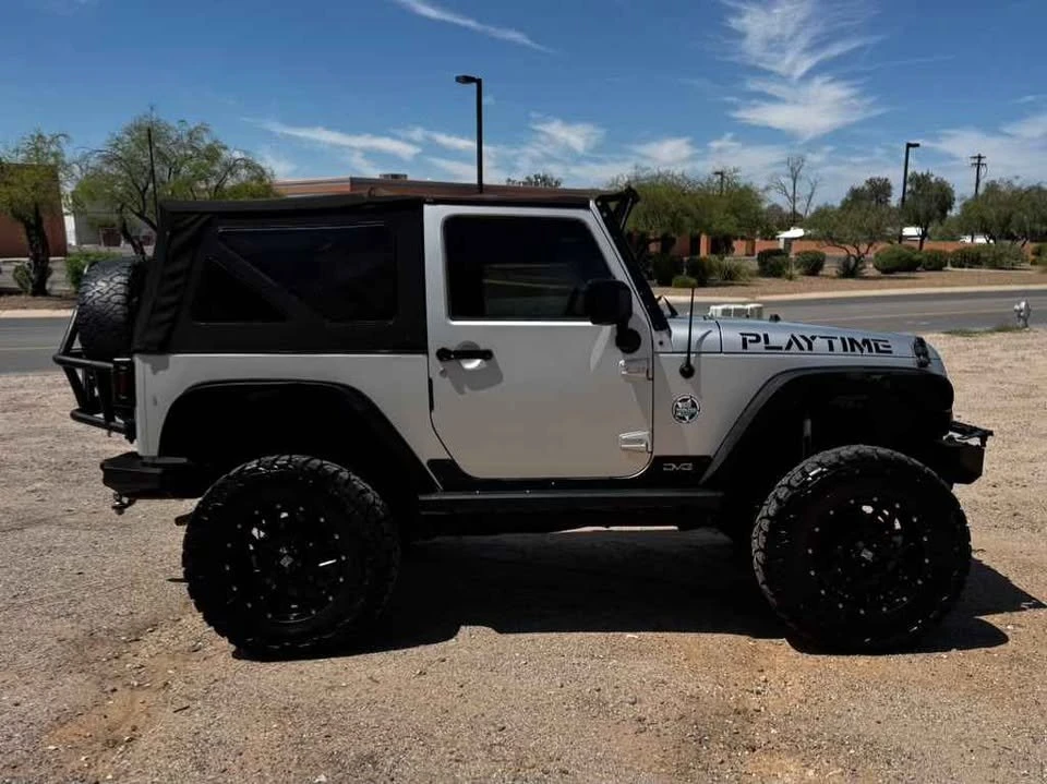 2011 Jeep JK Wrangler - Image 12 of 17