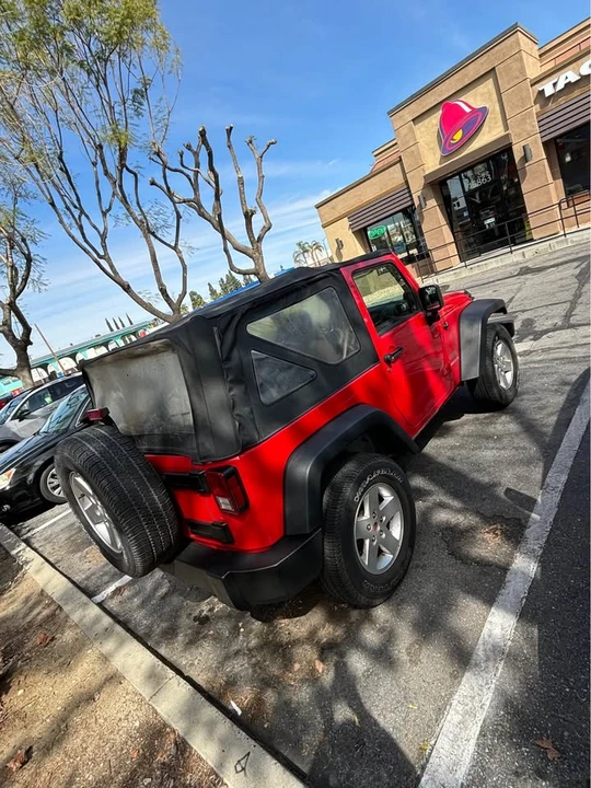 2011 Jeep JK Wrangler - Image 4 of 7