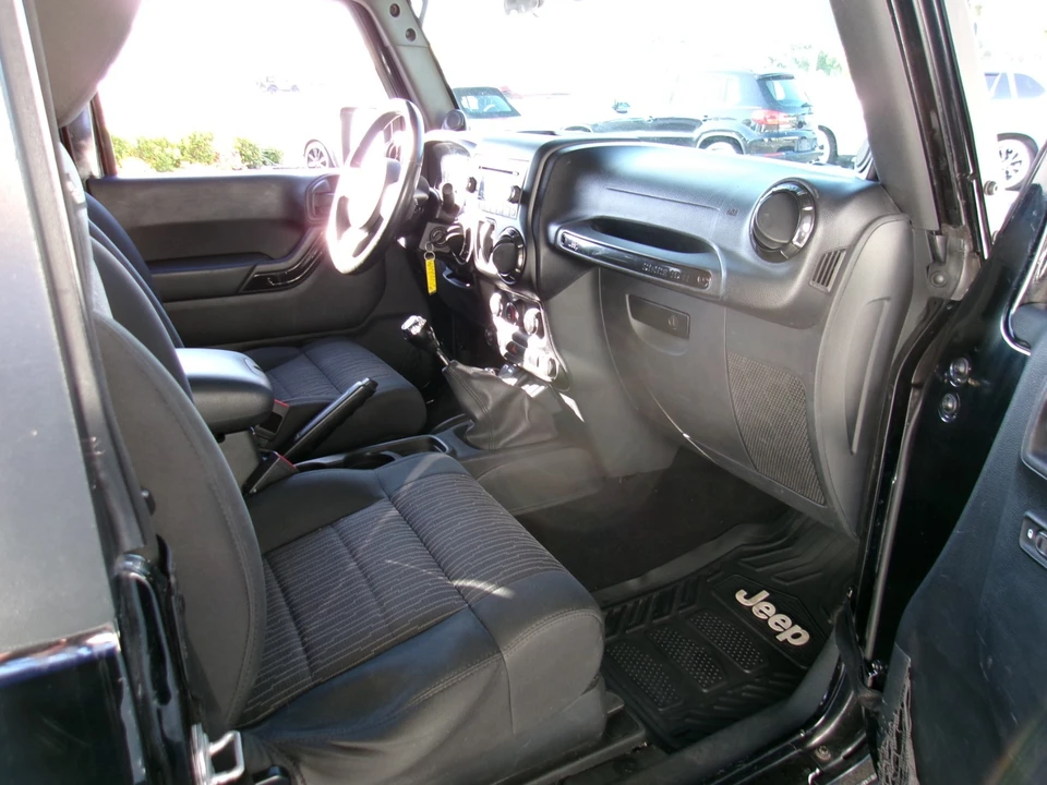 2011 Jeep JK Wrangler - Image 16 of 21