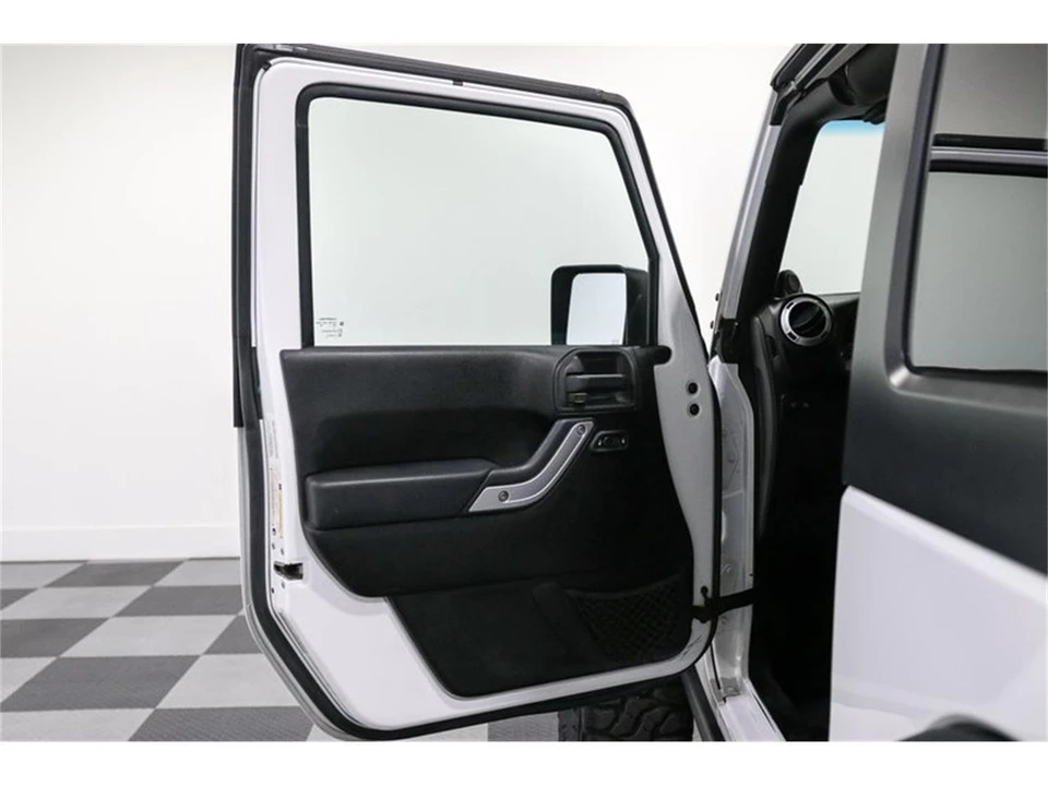 2011 Jeep JK Wrangler - Image 13 of 28