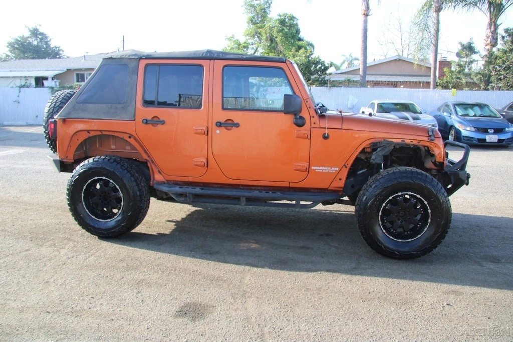 2011 Jeep JK Wrangler - Image 9 of 21