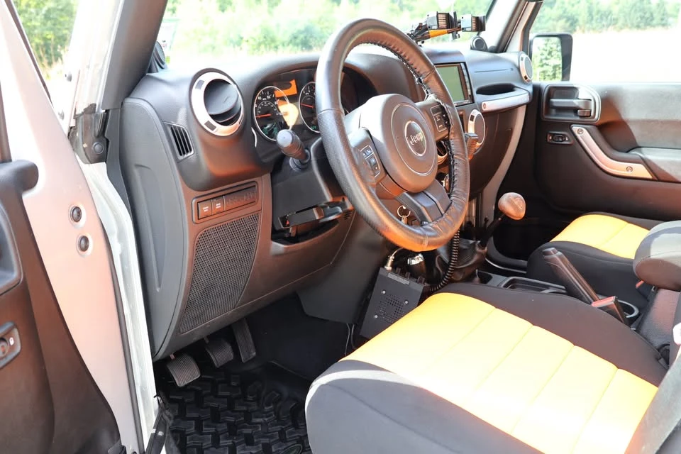 2011 Jeep JK Wrangler - Image 15 of 20