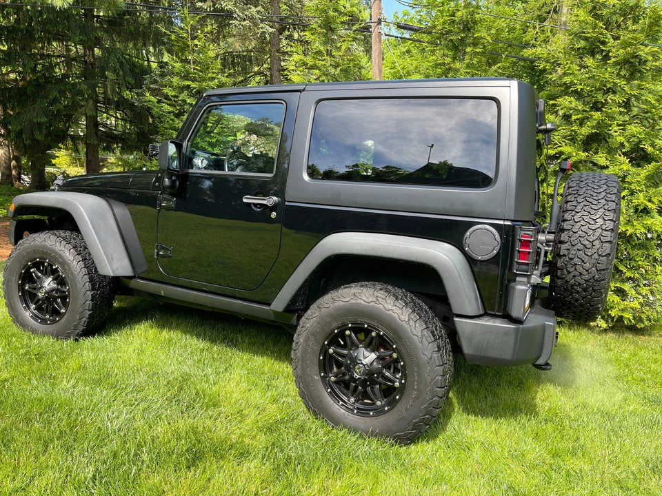 2011 Jeep JK Wrangler - Image 8 of 31