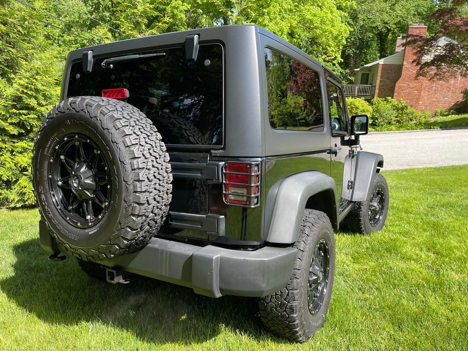 2011 Jeep JK Wrangler - Image 11 of 31