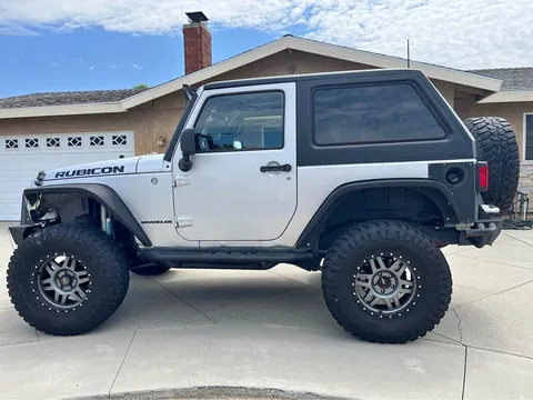 2011 Jeep Wrangler Rubicon (JK) Sport Utility 2D