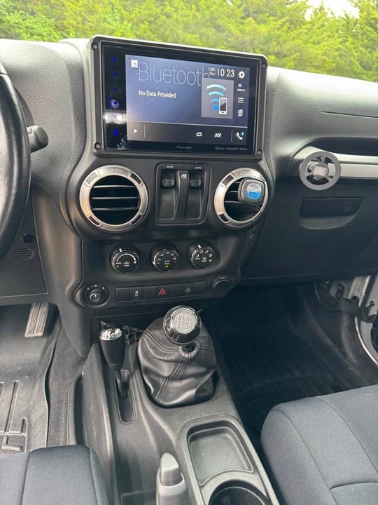2011 Jeep JK Wrangler - Image 17 of 20