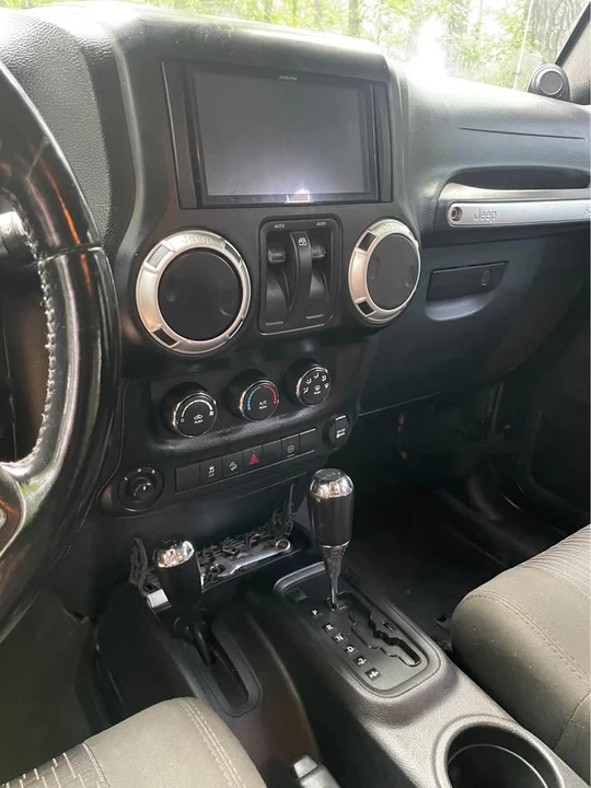 2011 Jeep JK Wrangler - Image 10 of 12