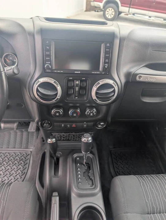 2011 Jeep JK Wrangler - Image 10 of 15