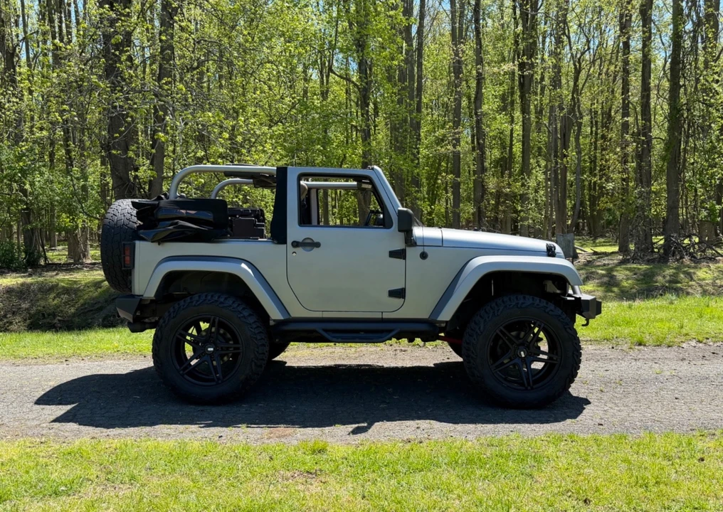 2011 Jeep JK Wrangler - Image 2 of 27