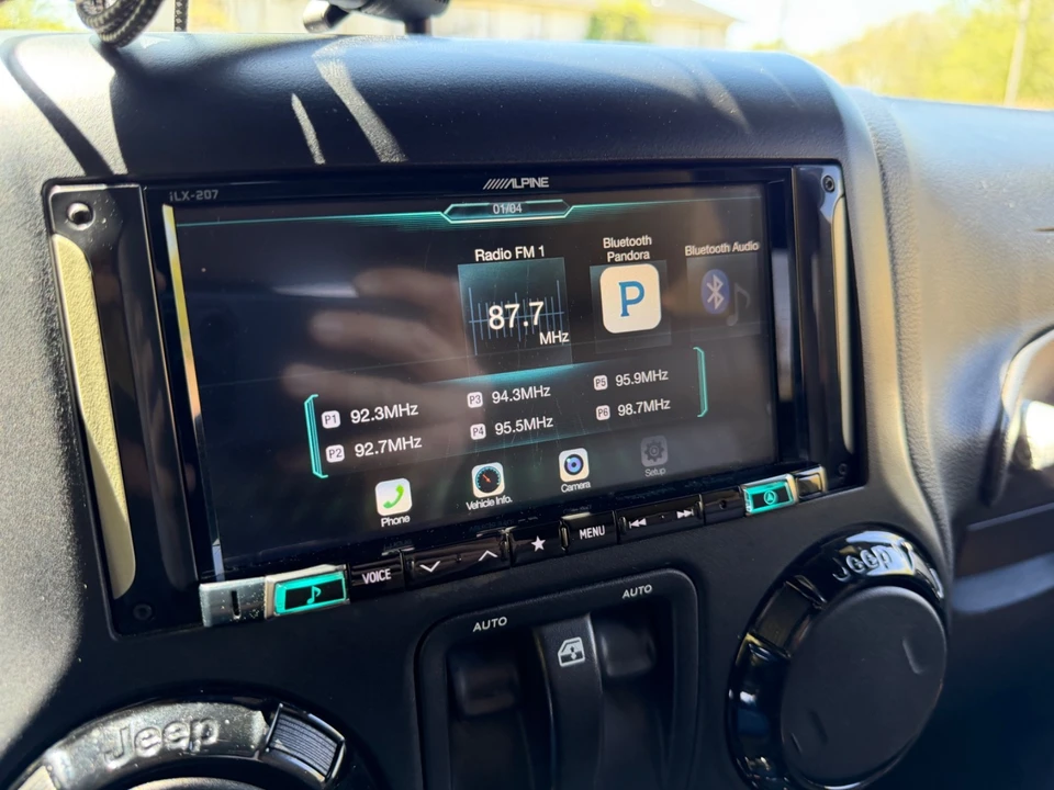 2011 Jeep JK Wrangler - Image 17 of 31