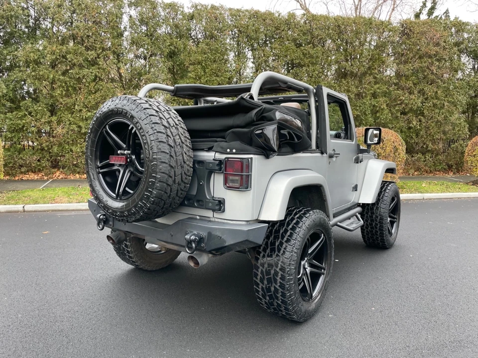 2011 Jeep JK Wrangler - Image 12 of 27