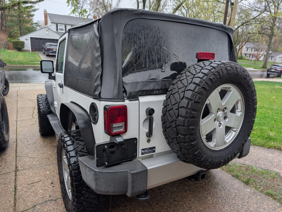 2011 Jeep JK Wrangler - Image 3 of 9