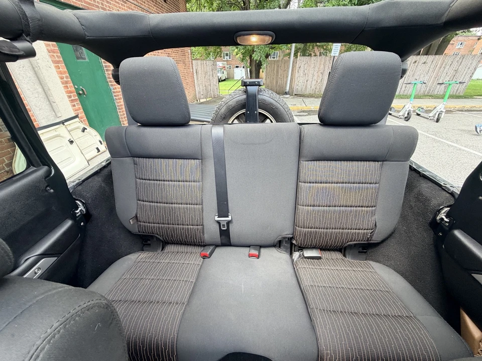 2011 Jeep JK Wrangler - Image 26 of 27