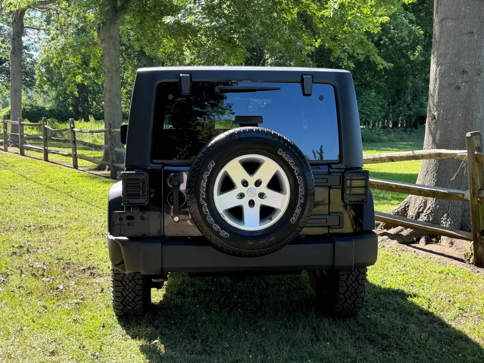 2011 Jeep JK Wrangler - Image 9 of 31