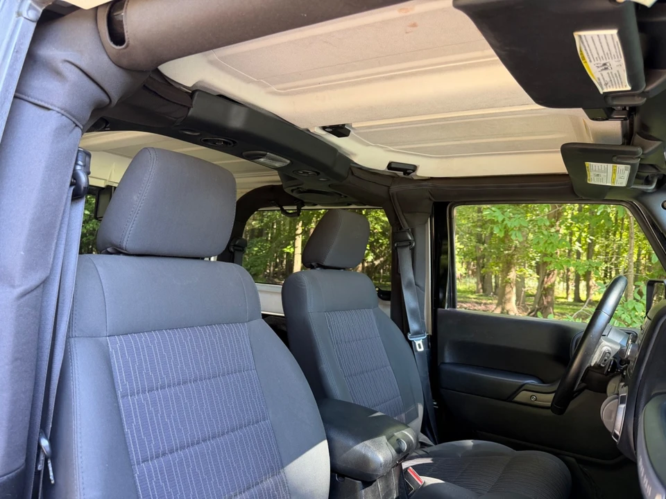 2011 Jeep JK Wrangler - Image 25 of 31