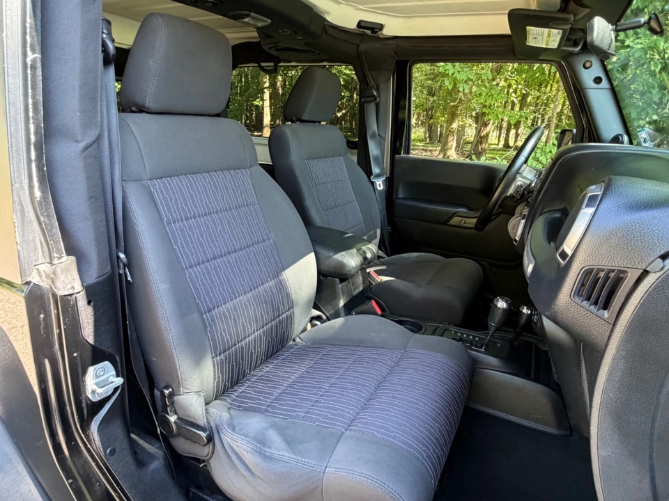 2011 Jeep JK Wrangler - Image 14 of 31