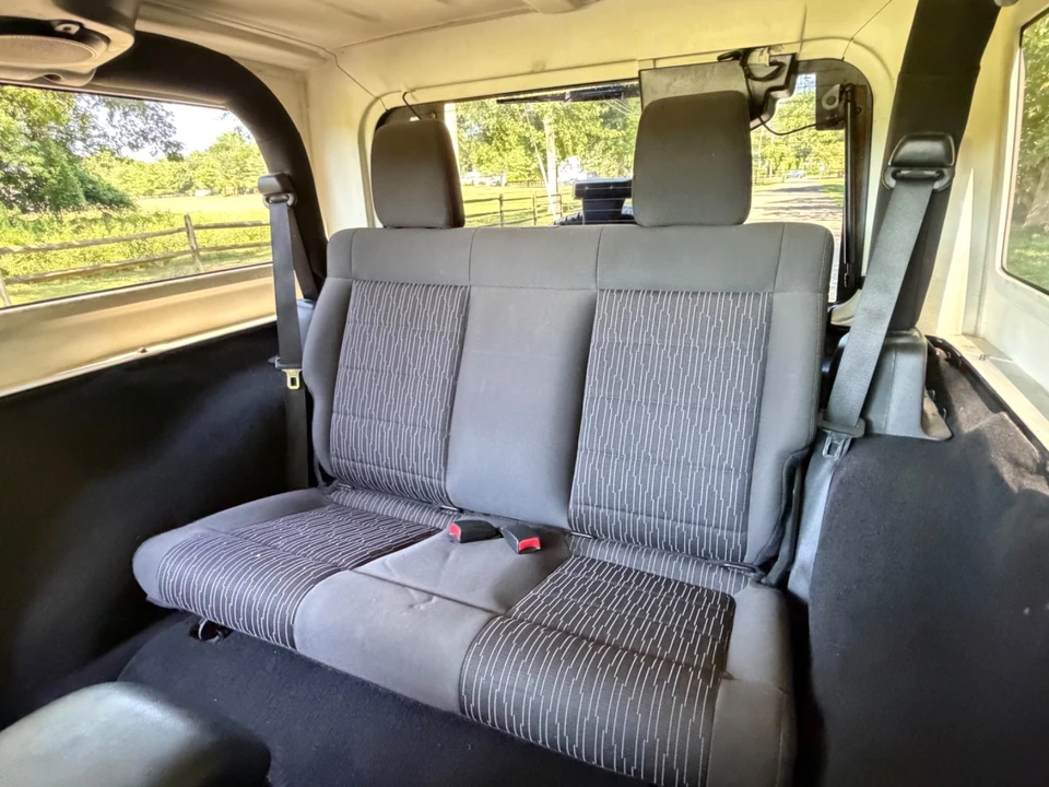 2011 Jeep JK Wrangler - Image 15 of 31