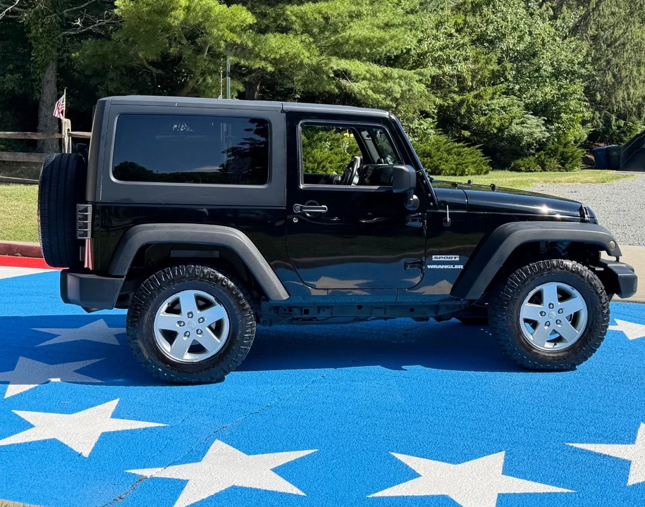 2011 Jeep JK Wrangler - Image 3 of 31