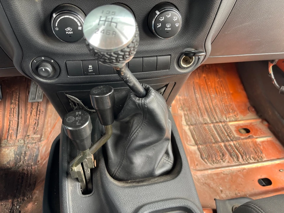 2011 Jeep JK Wrangler - Image 14 of 21