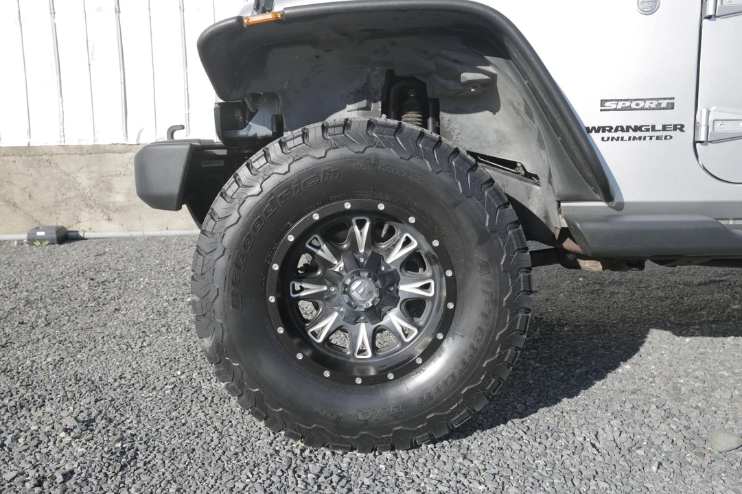 2011 Jeep JK Wrangler - Image 7 of 20