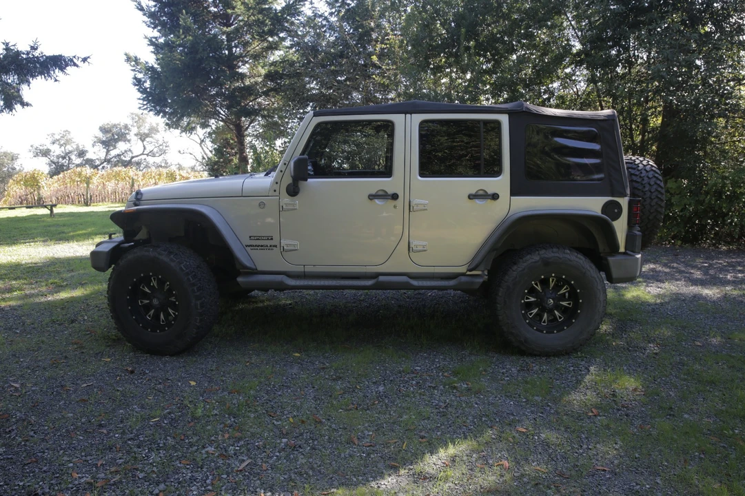 2011 Jeep JK Wrangler - Image 3 of 20
