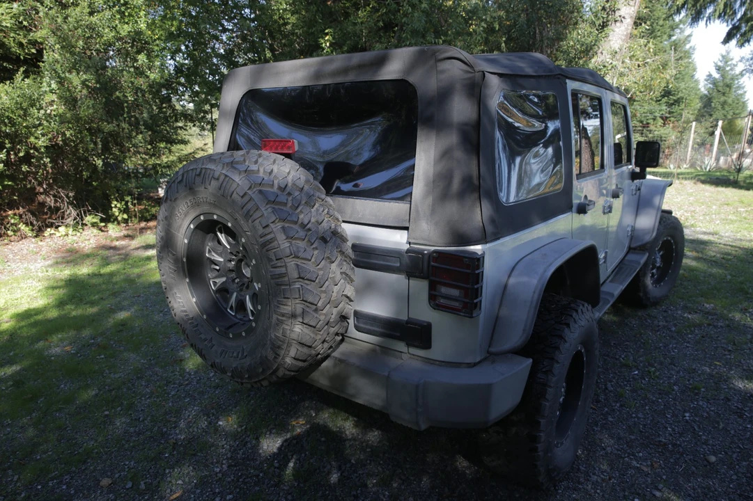 2011 Jeep JK Wrangler - Image 6 of 20